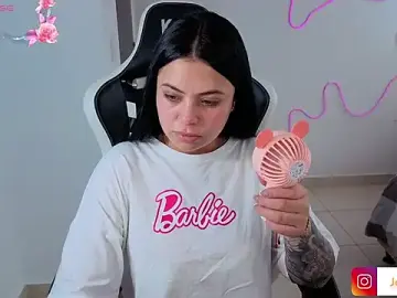 Stripchat Sex Cam of Victoryyy_