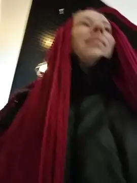 Stripchat Live Sex Cam of Frost_foxy