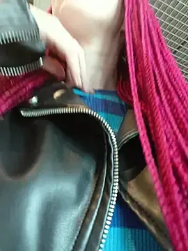 Stripchat Live Sex Cam of Frost_foxy