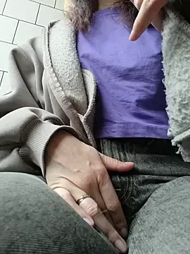 Stripchat Best live sex cam show of Frost_foxy