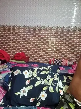 Stripchat Nude Webcam of Younger_Couples