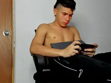 Stripchat Private Sex Chat of andrew_rose_