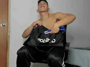 Stripchat Adult Webcams of andrew_rose_