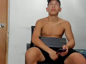 Stripchat Adult Video Chat of andrew_rose_