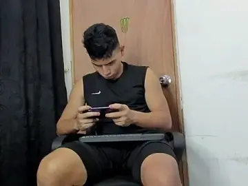 Stripchat Adult Webcams of andrew_rose_