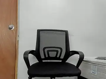 Stripchat Watch Live Sex Cams of andrew_rose_
