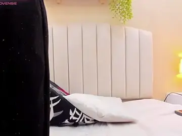 Stripchat Live Sex of Mia_thompson_19