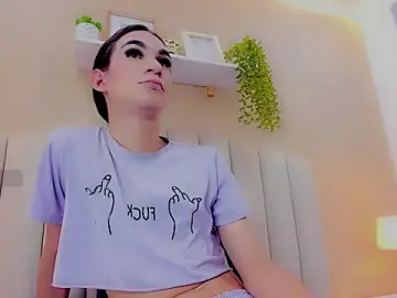 Stripchat Free Porn Cam of Mia_thompson_19