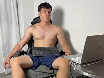 Stripchat Free Live Porn of harry_greg21