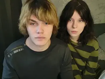 Stripchat Live Sex Cam of Bonnie_And_C1yde