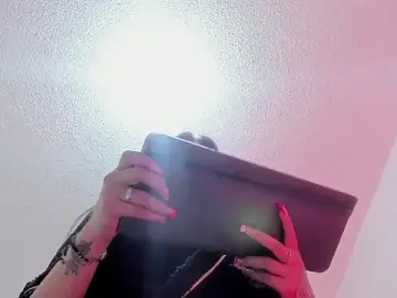 Stripchat Best Webcam of Aily_star