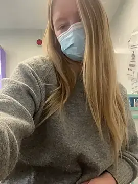 Stripchat Live Porn of hazel_wood21