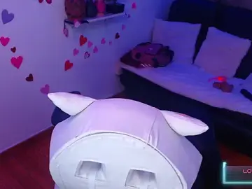 Stripchat Live Sex Cam of kim_perri