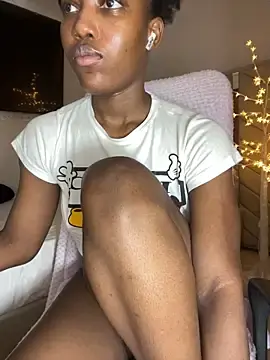 Stripchat Best live sex cam show of KellyaCute_