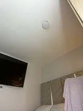 Stripchat Free Porn Cam of KellyaCute_