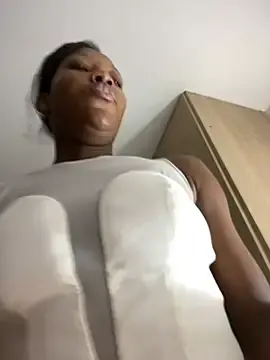 Stripchat Live Sex of KellyaCute_