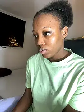 Stripchat Live Sex of Manlykellya_