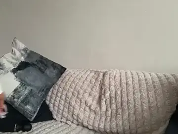 Stripchat Live Sex of riri_bstvx