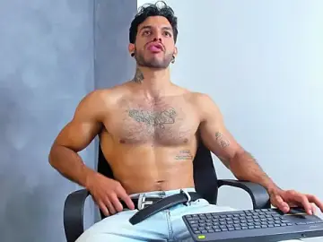 Stripchat Best Webcam of JuanBlade
