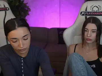 Stripchat Watch Live Sex Cams of Selena_Glow