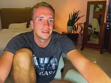 Stripchat Private Sex Chat of tommy_cumfinger