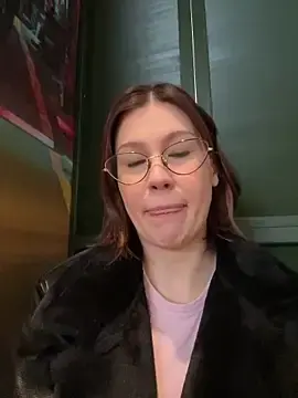 Stripchat Sex Cam of RinaCat