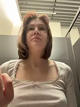 Stripchat Live Porn of RinaCat