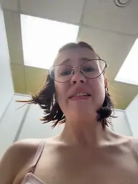 Stripchat Best Webcam of RinaCat
