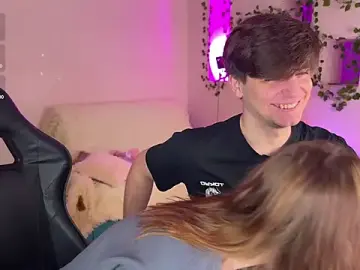 Stripchat Sex Chat of RobertAndLinela