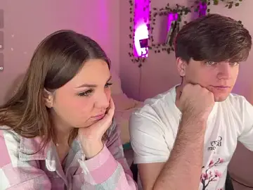 Stripchat Free Live Porn of RobertAndLinela