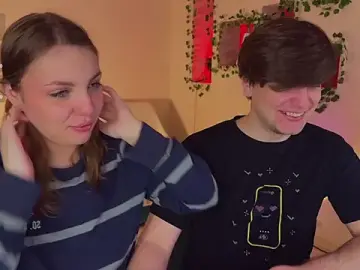 Stripchat Free Live Porn of RobertAndLinela