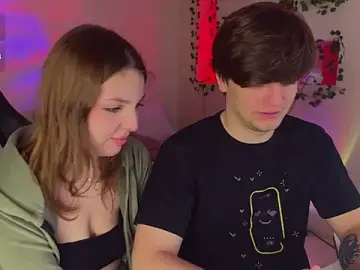 Stripchat Best live sex cam show of RobertAndLinela