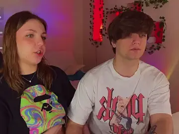 Stripchat Live Sex of RobertAndLinela