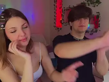 Stripchat Adult Webcams of RobertAndLinela