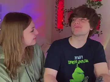 Stripchat Live Sex of RobertAndLinela