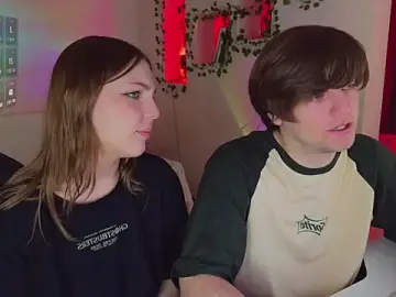Stripchat Best live sex cam show of RobertAndLinela