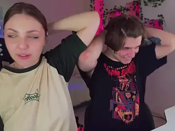 Stripchat Best live sex cam show of RobertAndLinela