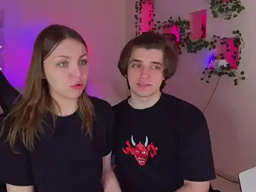 Stripchat Best live sex cam show of RobertAndLinela