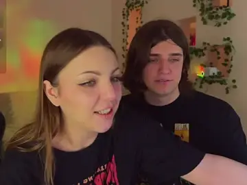 Stripchat Best live sex cam show of RobertAndLinela