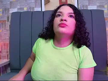 Stripchat Live Sex of aaron_antonella_mds