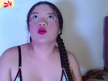 Stripchat Free Porn Cam of aaron_antonella_mds