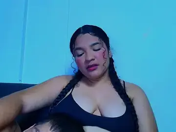 Stripchat Sex Chat of aaron_antonella_mds