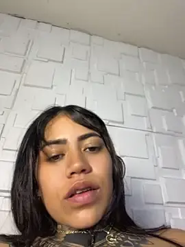 Stripchat Live Sex Cam of aliensexy