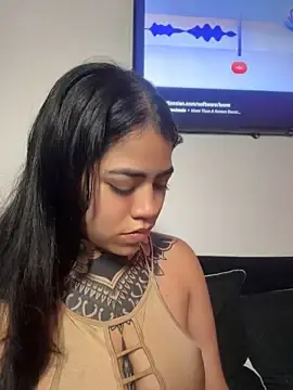 Stripchat Live Sex Cam of aliensexy