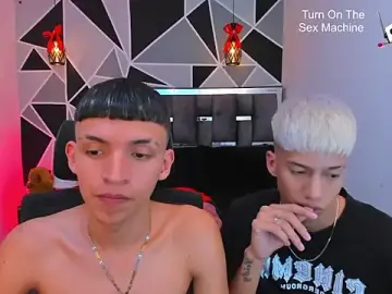 Stripchat Sex Cam of Juan_Nd_Steven