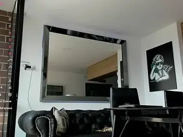 Stripchat Adult Video Chat of pretur_cruba1