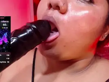 Stripchat Live Sex Cam of Lia_Arellano