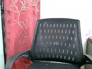 Stripchat Watch Live Sex Cams of sweet-alia