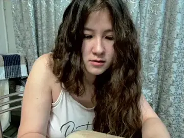 Stripchat Sex Cam of Riz_girl