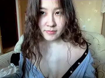 Stripchat Live Sex Cam of Riz_girl